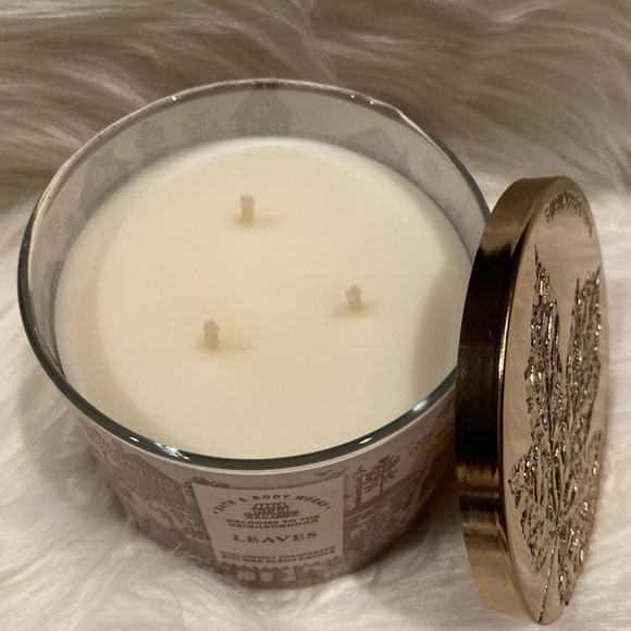 🍂LEAVES🍂by BBW / WB, 3-Wick Scented Candle, 14.5 oz / 411 g, NWT + Deco Leaf Lid - Picture 3 of 5